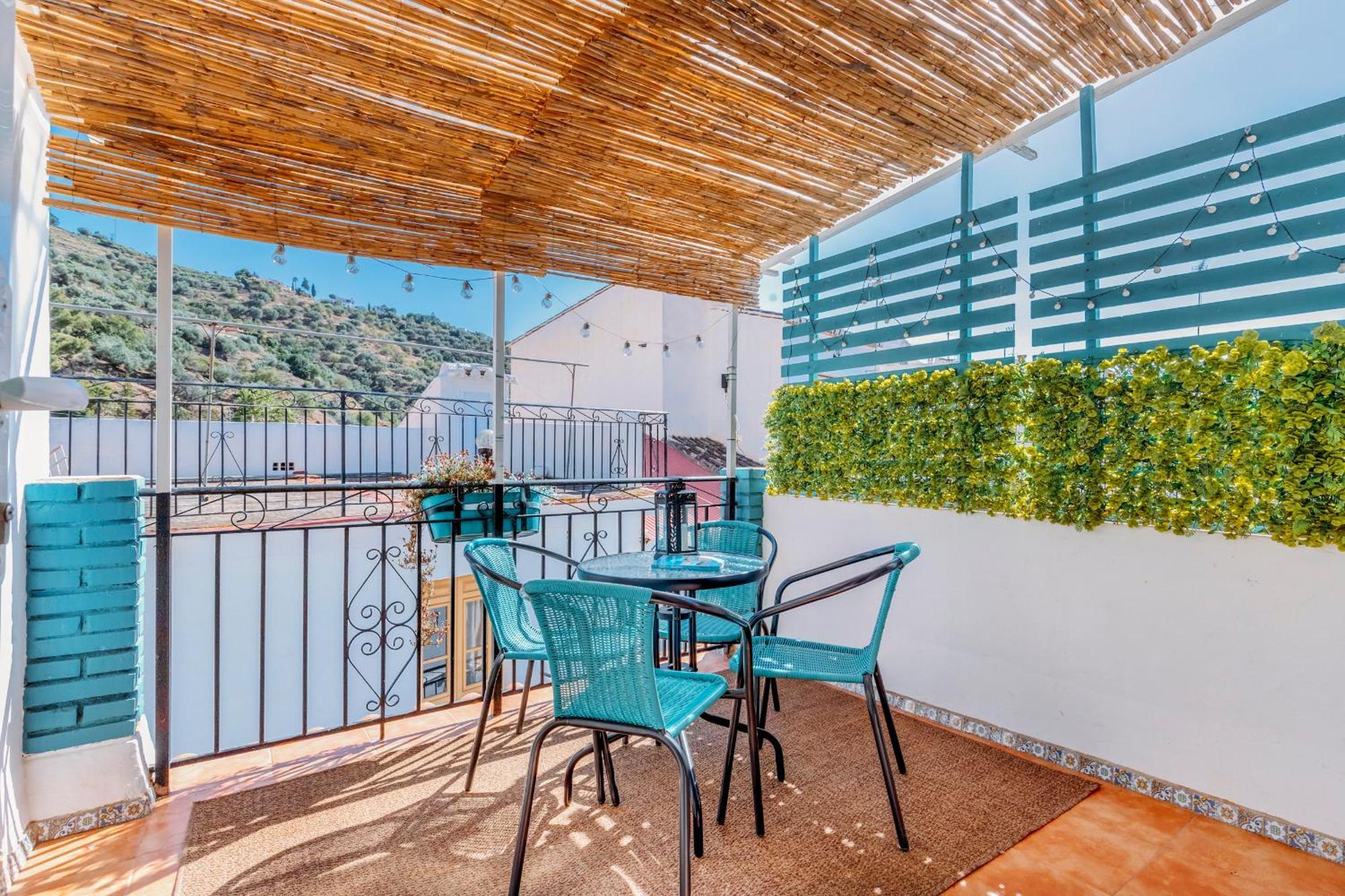 Casa De La Montana Apartments Sayalonga المظهر الخارجي الصورة